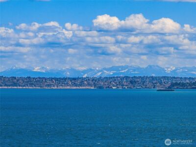 12960 Sunrise Drive NE, Bainbridge Island, WA 98110 - Photo 36