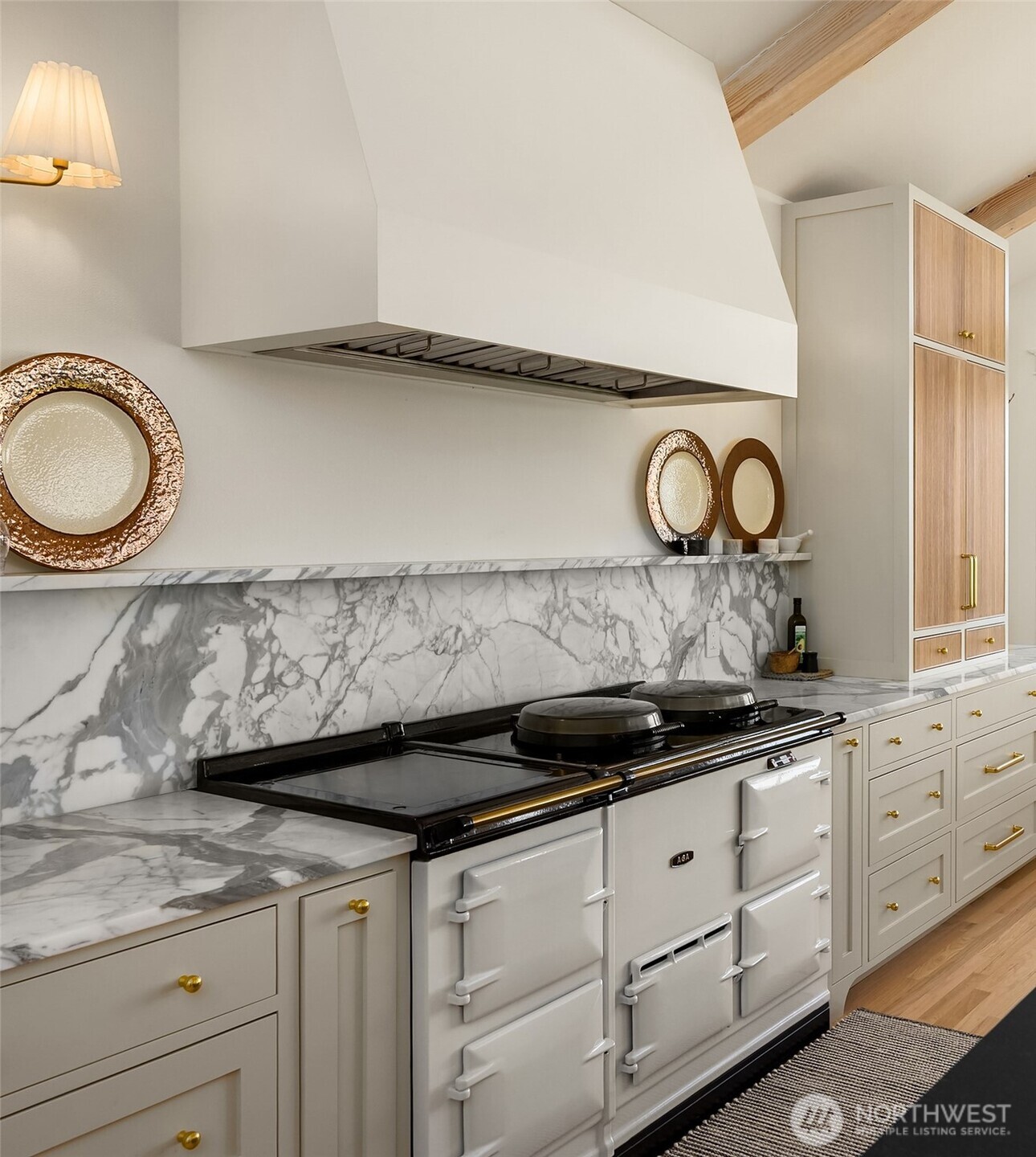12960 Sunrise Drive NE, Bainbridge Island, WA 98110