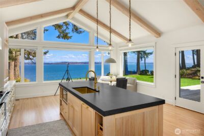 12960 Sunrise Drive NE, Bainbridge Island, WA 98110 - Photo 9