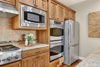 16430 SE 61st Place , Bellevue, WA 98006 - Photo 16