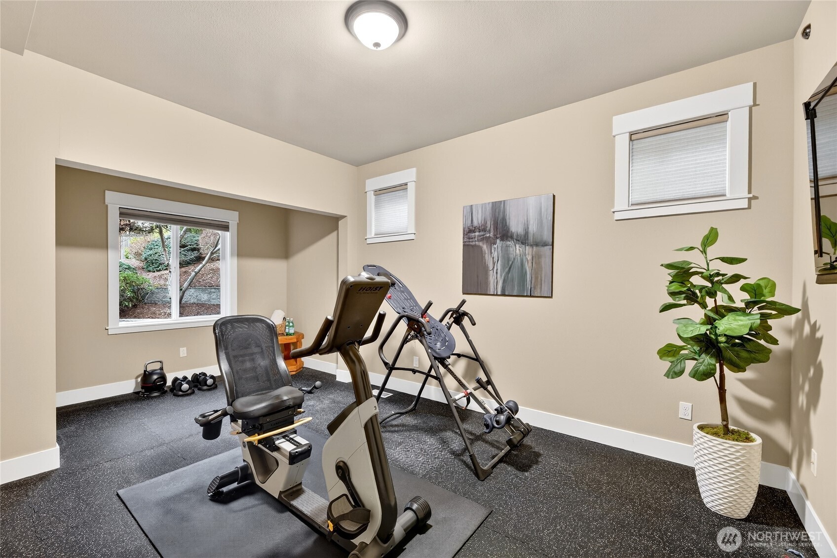 16430 SE 61st Place , Bellevue, WA 98006