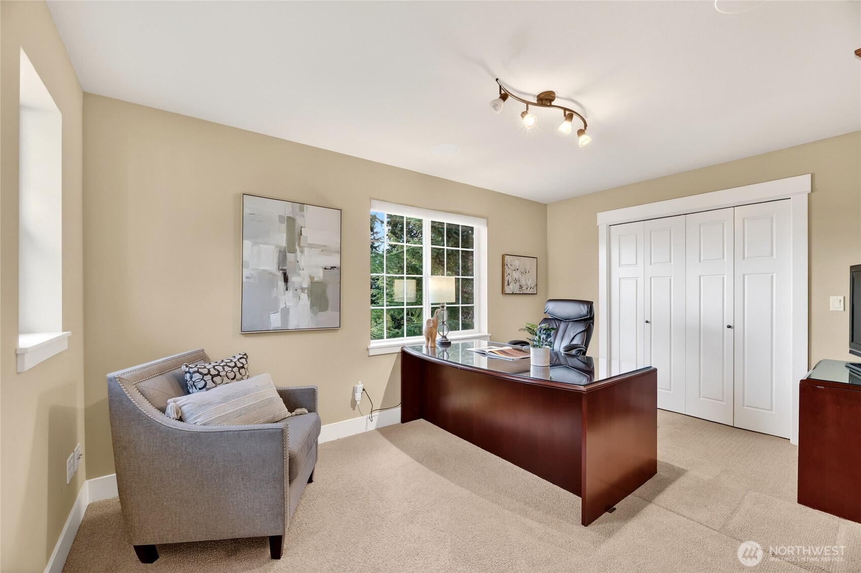 16430 SE 61st Place , Bellevue, WA 98006
