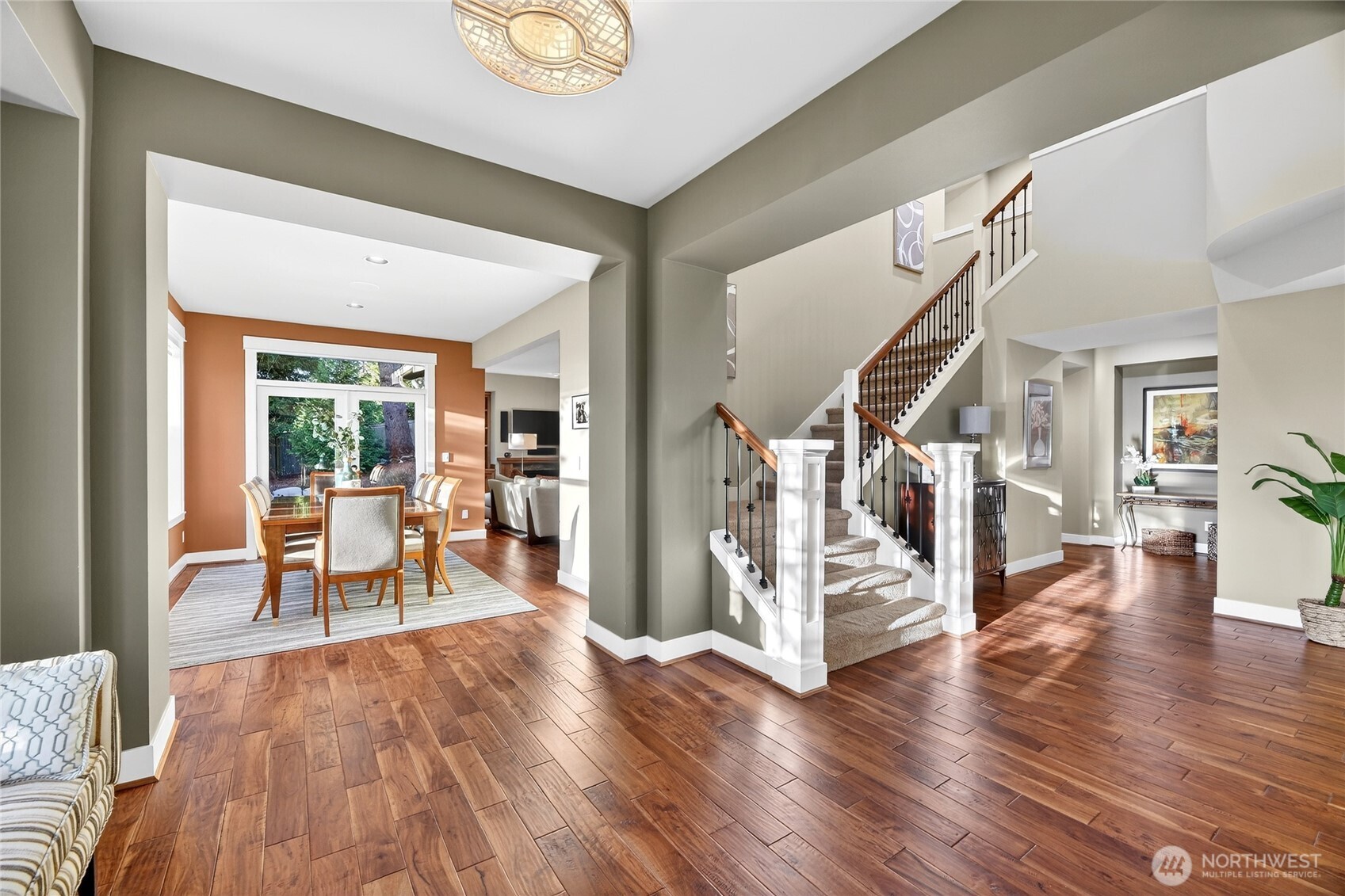 16430 SE 61st Place , Bellevue, WA 98006
