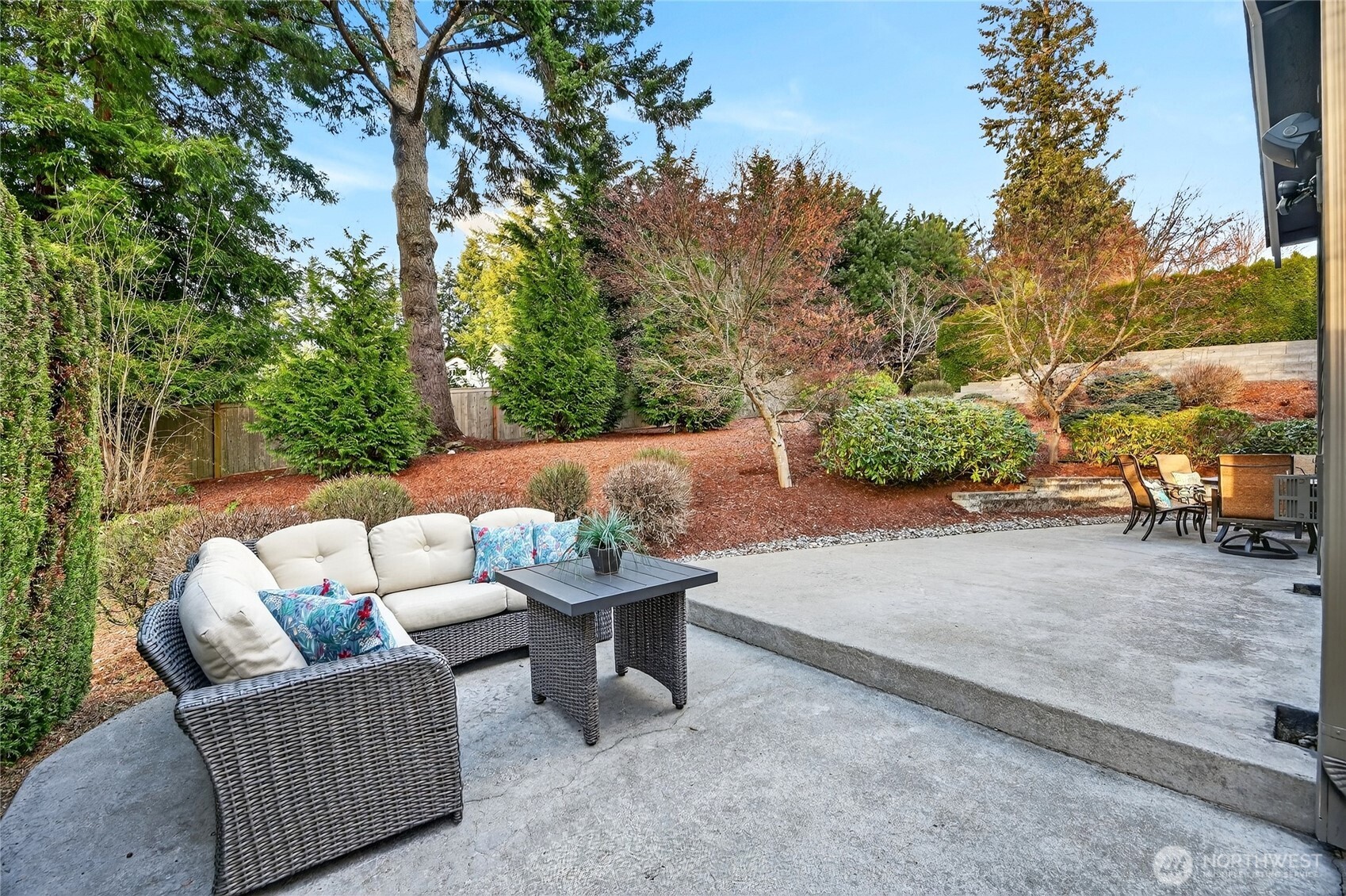 16430 SE 61st Place , Bellevue, WA 98006