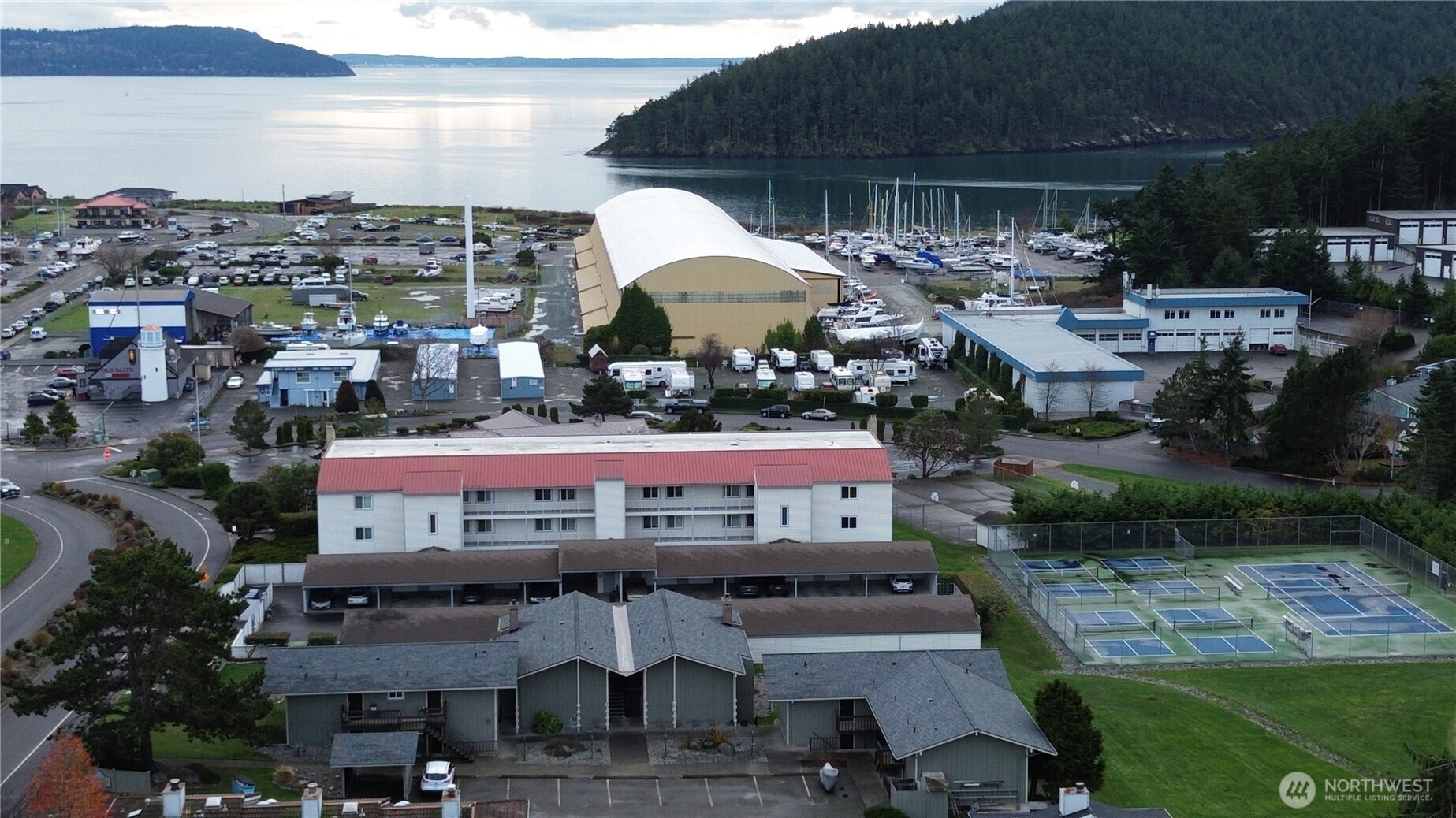 1710 Skyline Way #B103, Anacortes, WA 98221