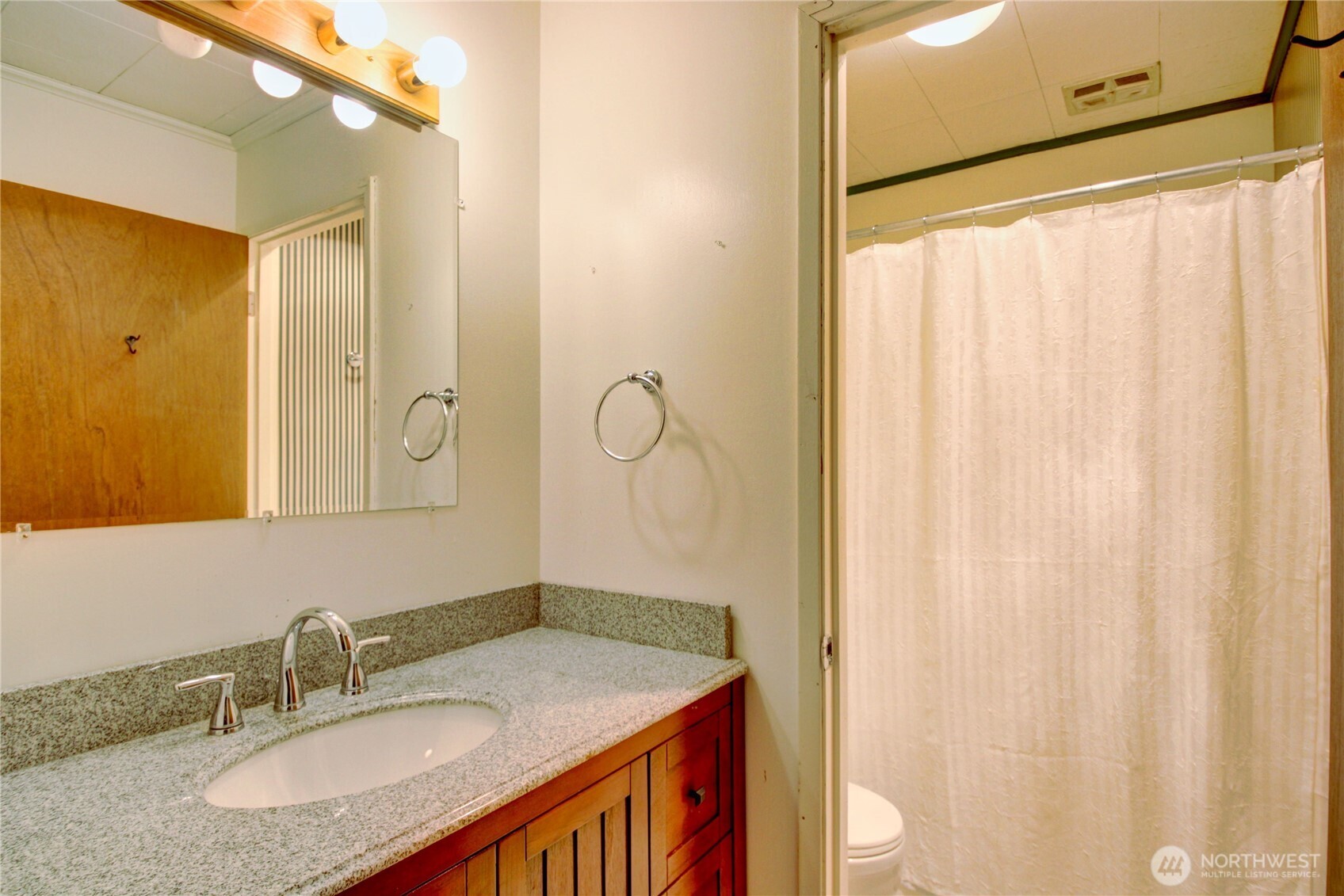 1710 Skyline Way #B103, Anacortes, WA 98221