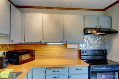 1710 Skyline Way #B103, Anacortes, WA 98221 - Photo 6