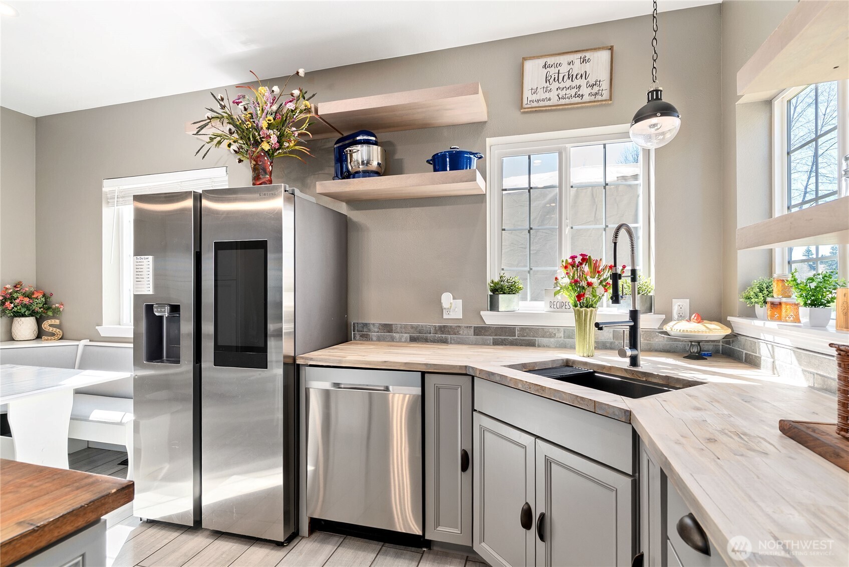 35616 94th Avenue S, Roy, WA 98558