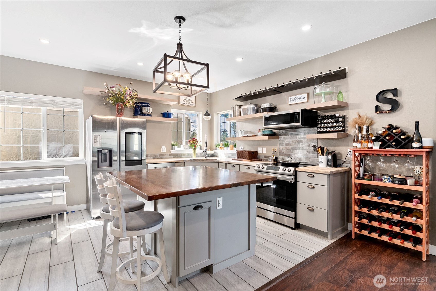 35616 94th Avenue S, Roy, WA 98558