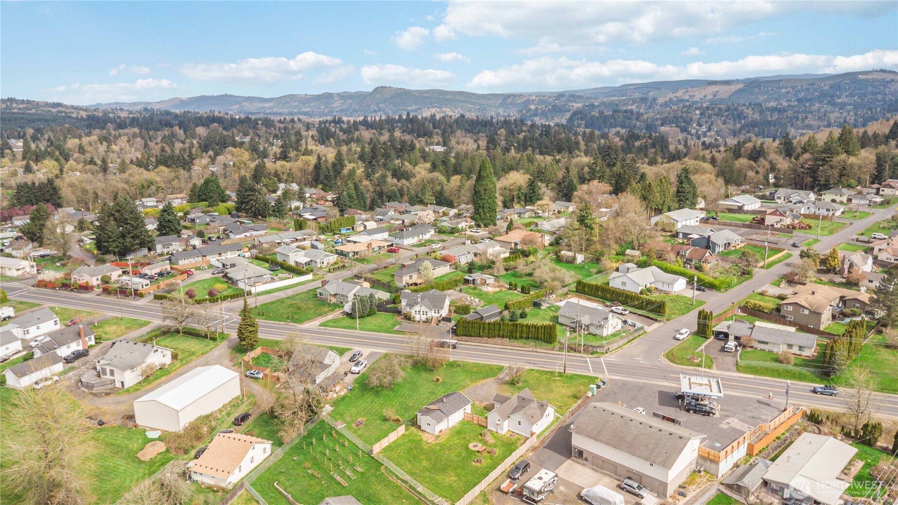 3007 Columbia Heights Road , Longview, WA 98632