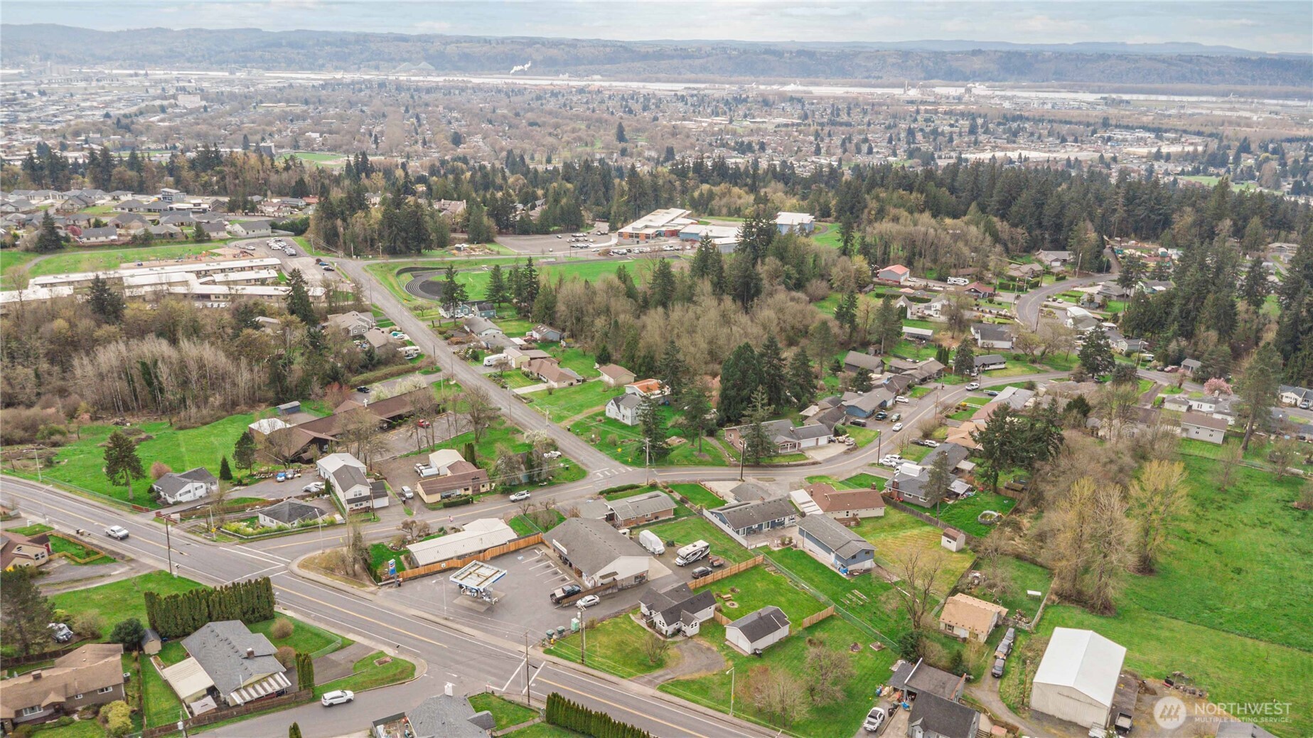 3007 Columbia Heights Road , Longview, WA 98632