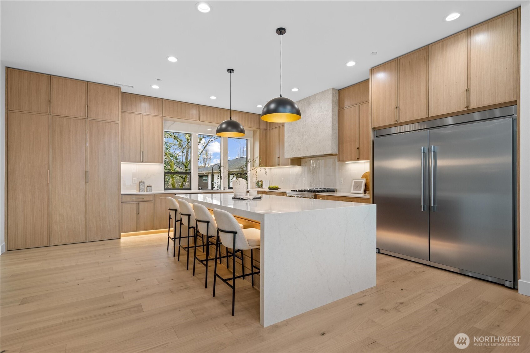 590 W U Street , Camas, WA 98607