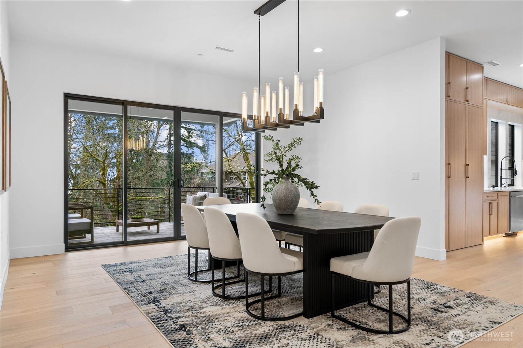 590 W U Street , Camas, WA 98607