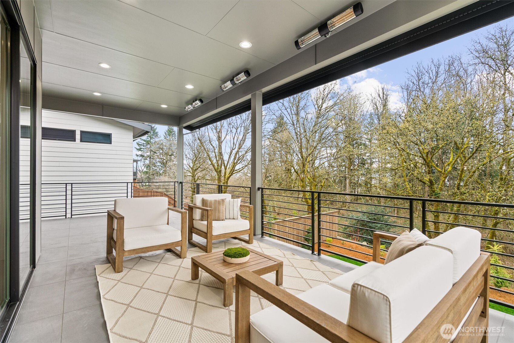 590 W U Street , Camas, WA 98607