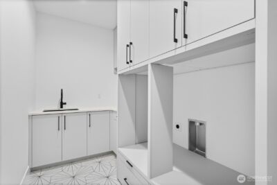 590 W U Street , Camas, WA 98607 - Photo 34