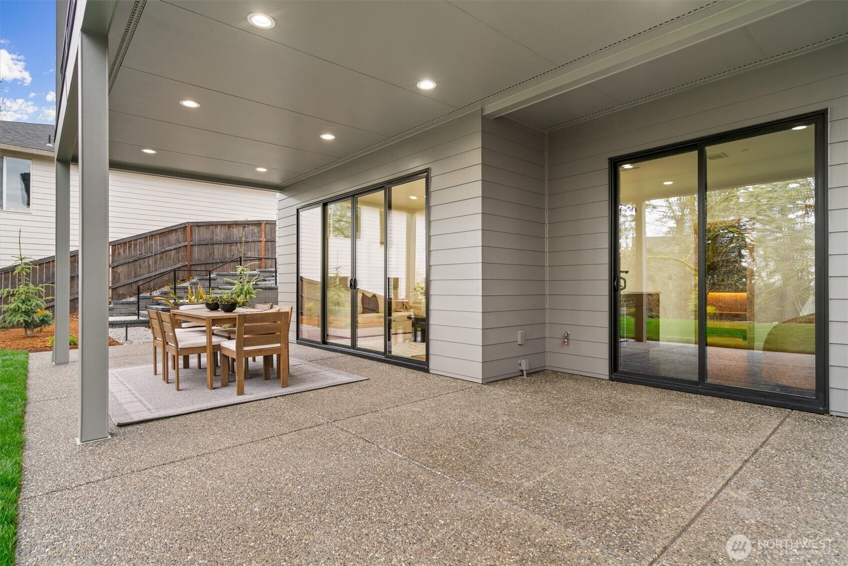 590 W U Street , Camas, WA 98607