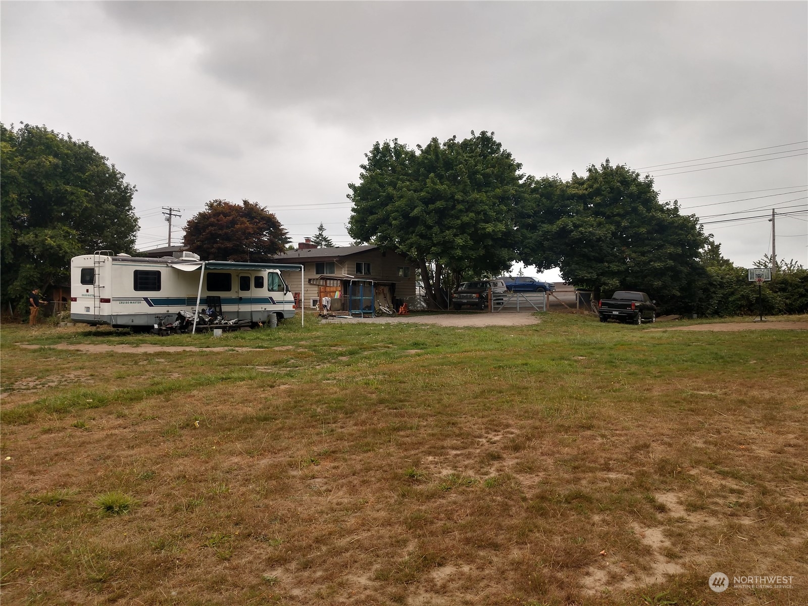 20244 108th Avenue SE, Kent, WA 98031