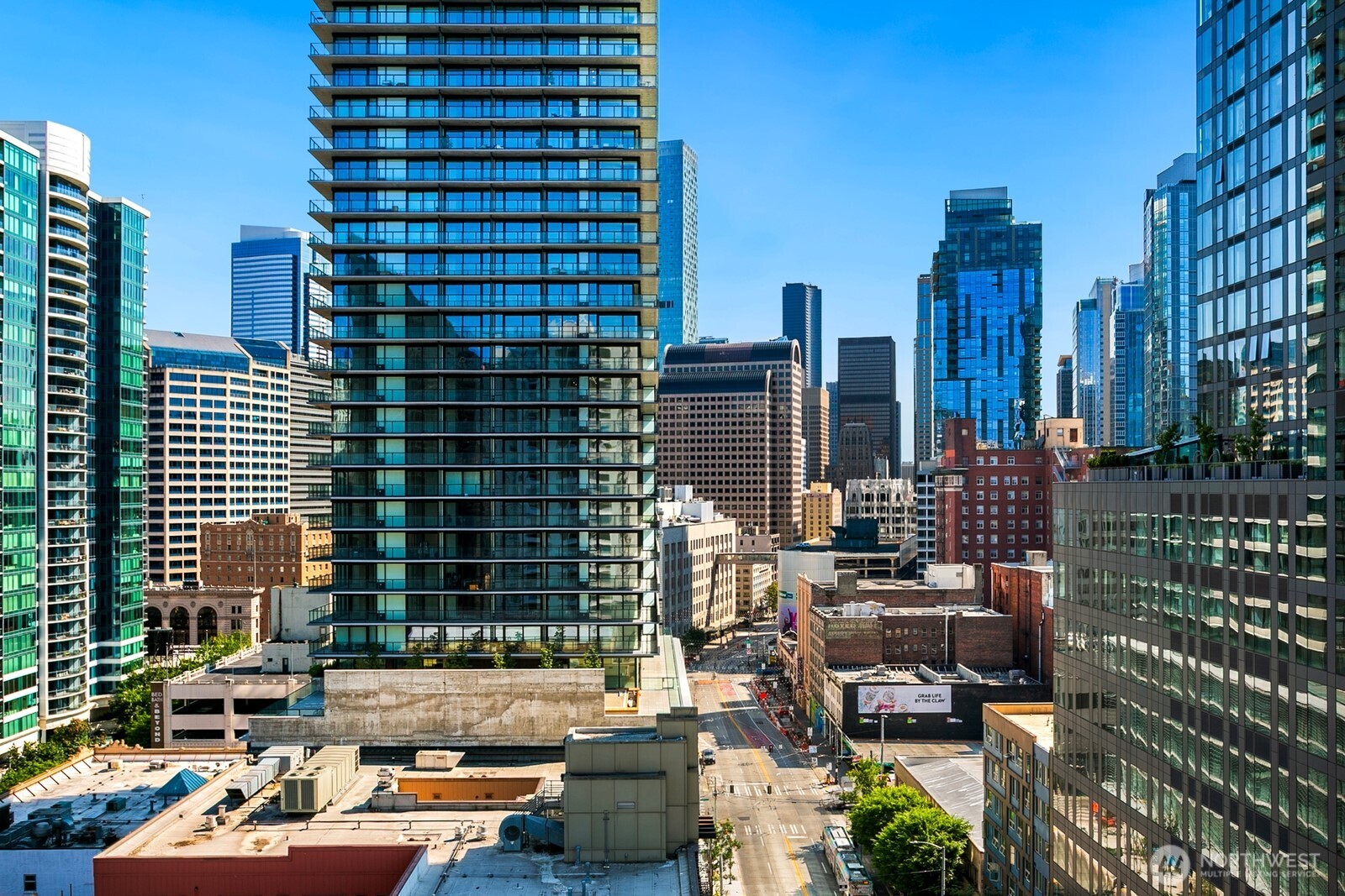 2100 3rd Avenue #1702, Seattle, WA 98121