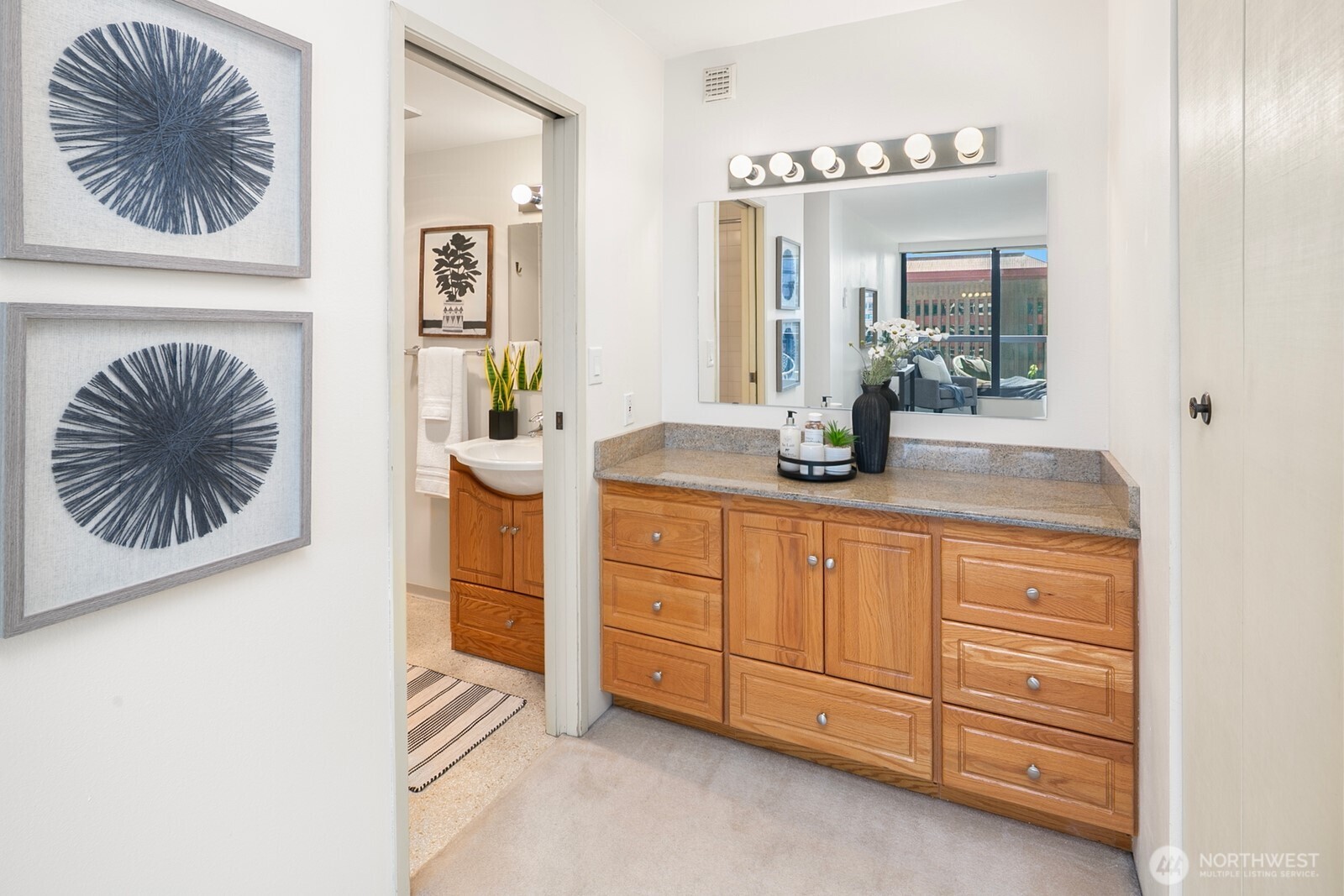 2100 3rd Avenue #1702, Seattle, WA 98121