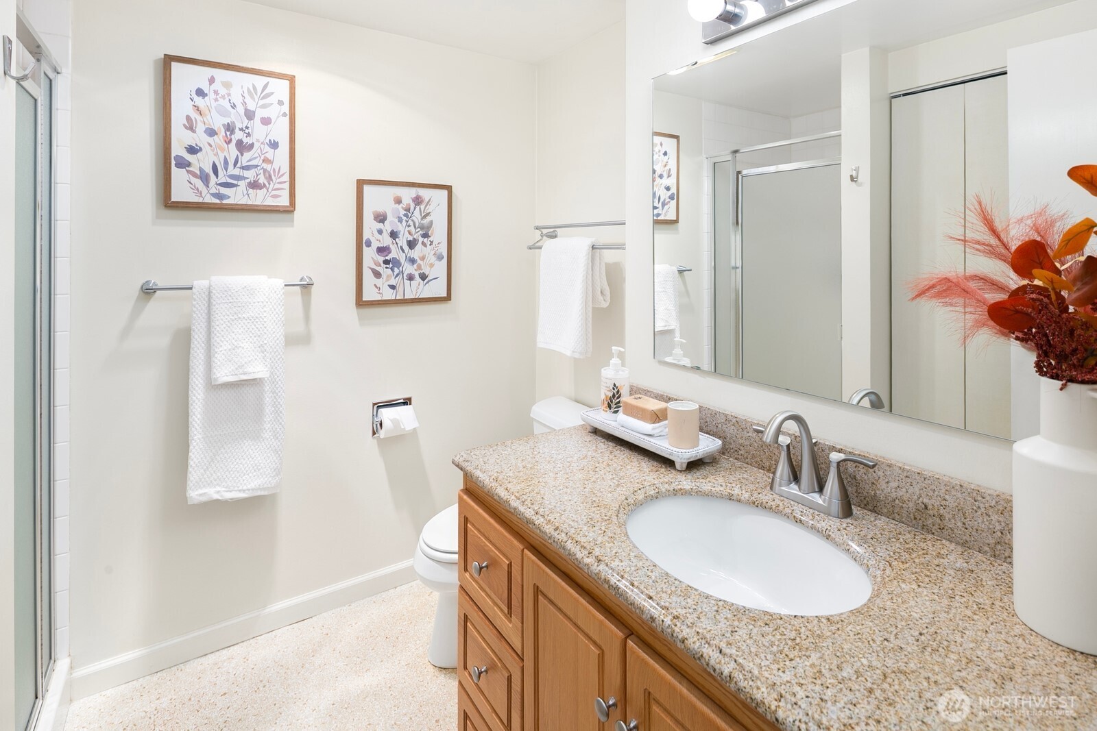 2100 3rd Avenue #1702, Seattle, WA 98121