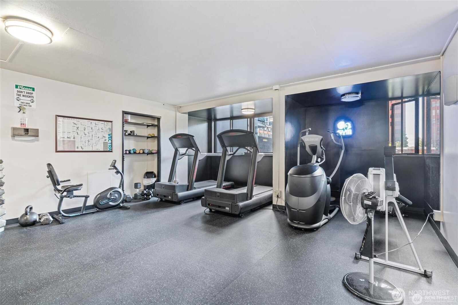 2100 3rd Avenue #1702, Seattle, WA 98121