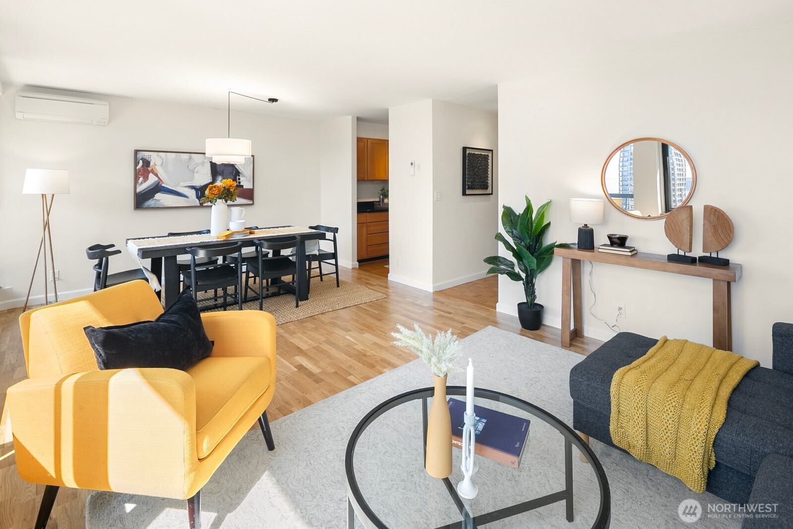 2100 3rd Avenue #1702, Seattle, WA 98121