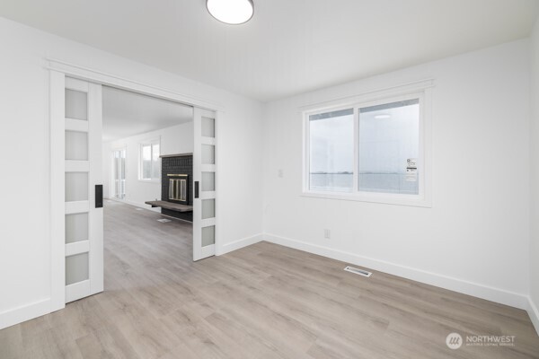 11586 Scott Road , Bow, WA 98232