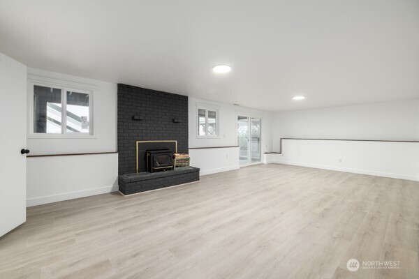 11586 Scott Road , Bow, WA 98232