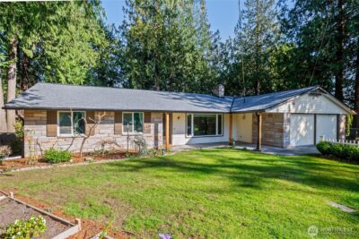 1910 Forest Ridge Place , Mount Vernon, WA 98273-9032 - Photo 2