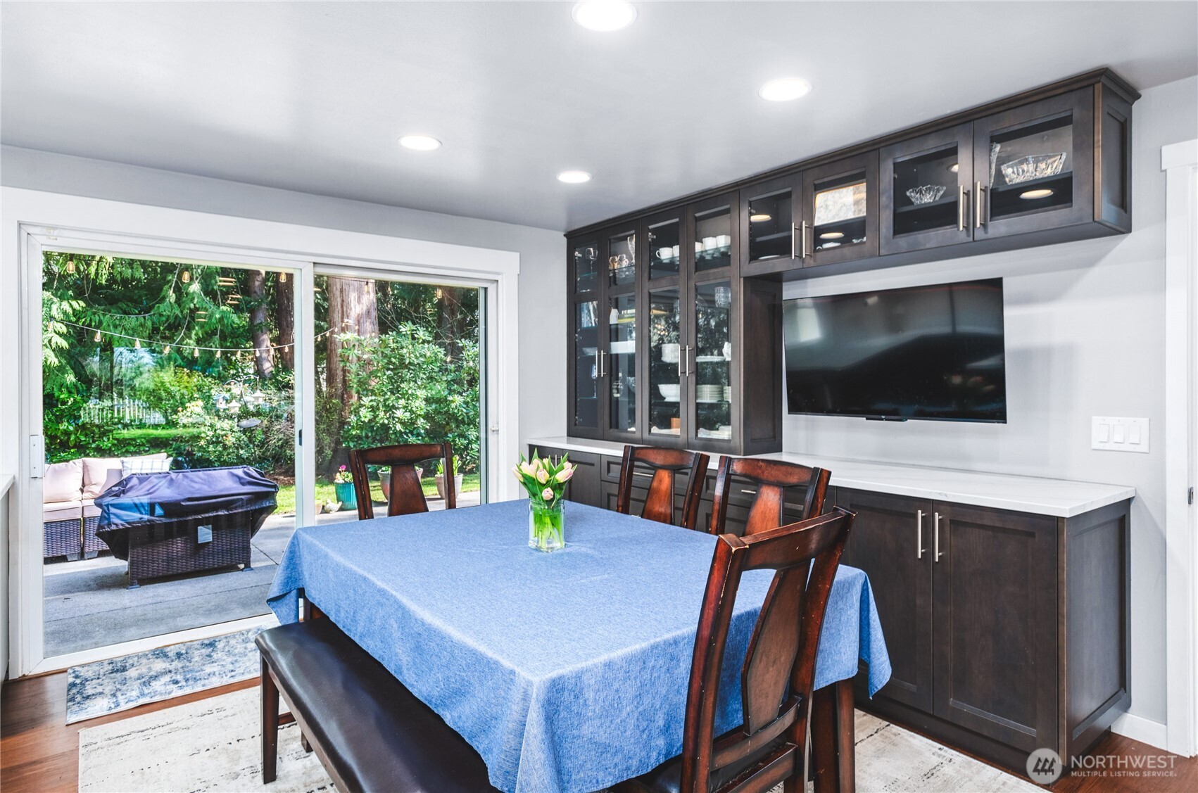 1910 Forest Ridge Place , Mount Vernon, WA 98273-9032