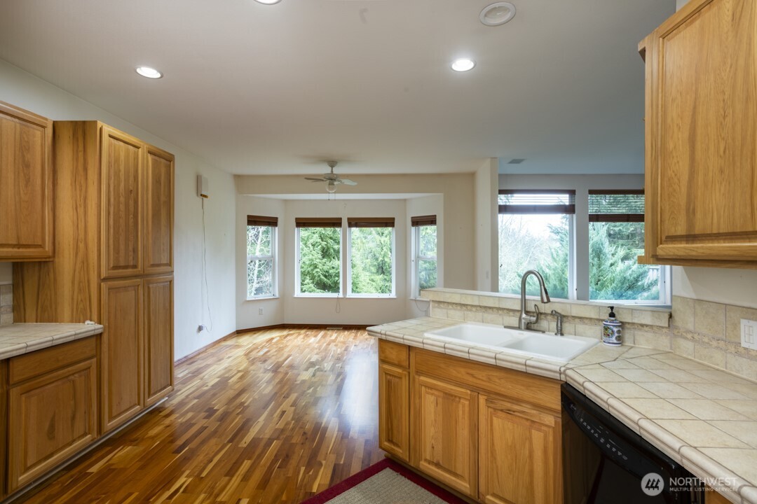 17625 Chummit Lane NE, Suquamish, WA 98392