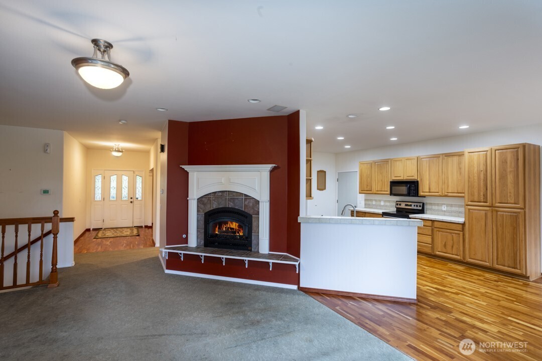 17625 Chummit Lane NE, Suquamish, WA 98392