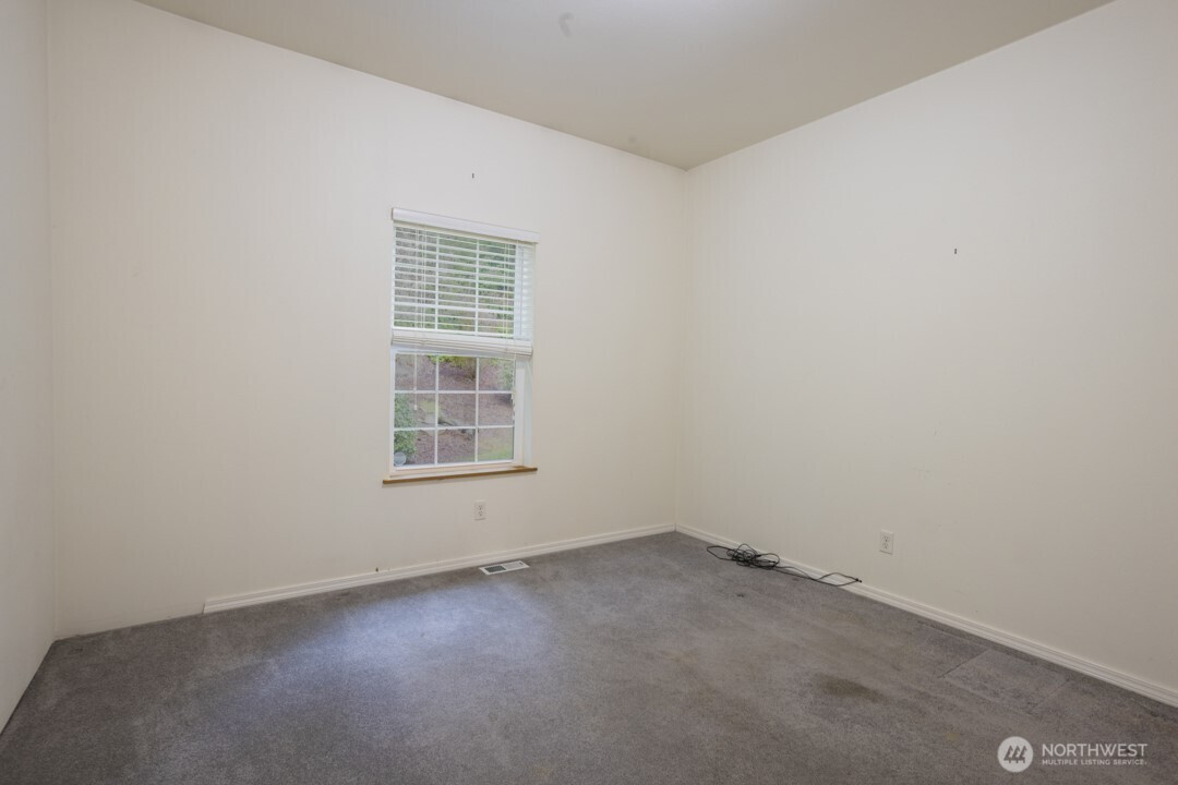 17625 Chummit Lane NE, Suquamish, WA 98392