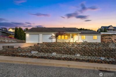 1263 Wheatridge Drive , East Wenatchee, WA 98802