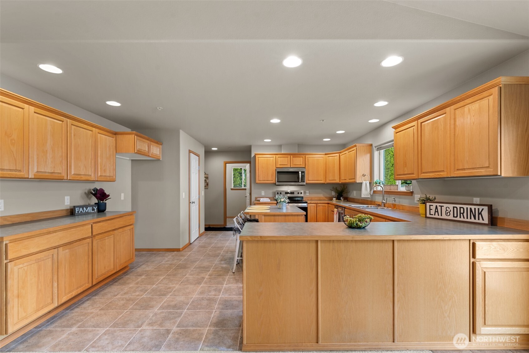 1263 Wheatridge Drive , East Wenatchee, WA 98802