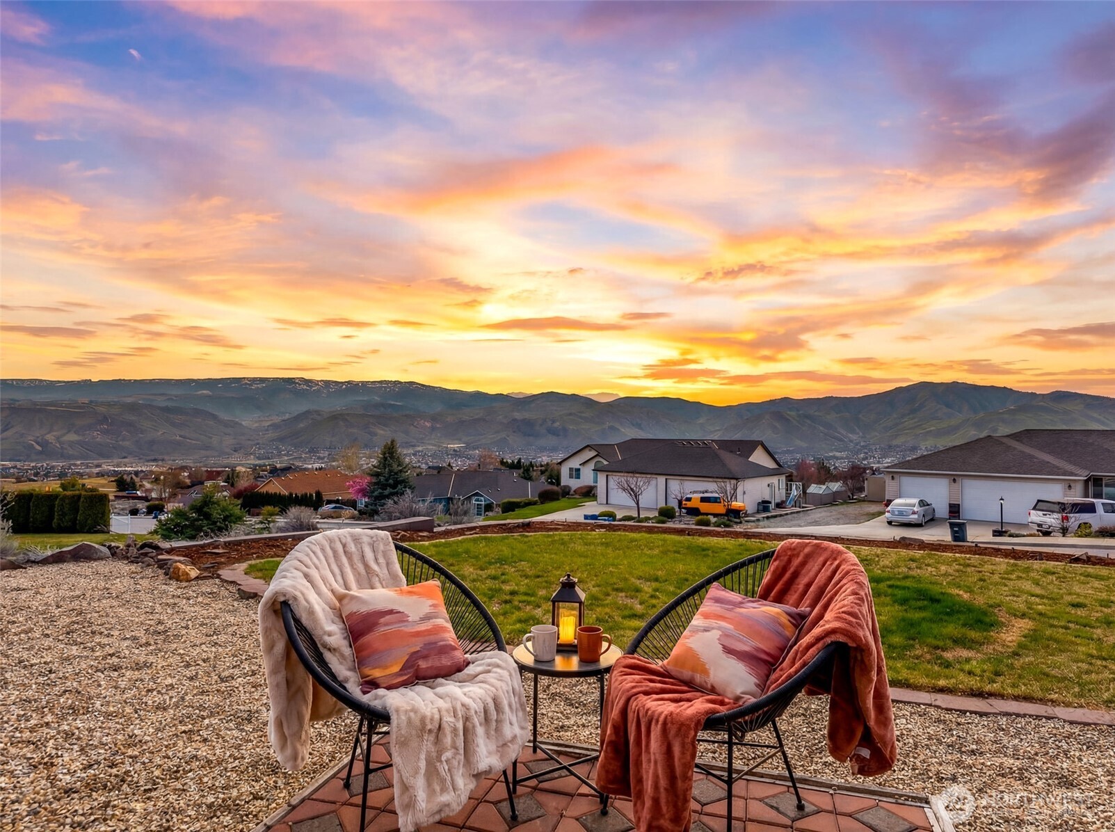 1263 Wheatridge Drive , East Wenatchee, WA 98802