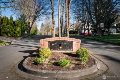 19640 88th Place NE, Bothell, WA 98011 - Photo 31