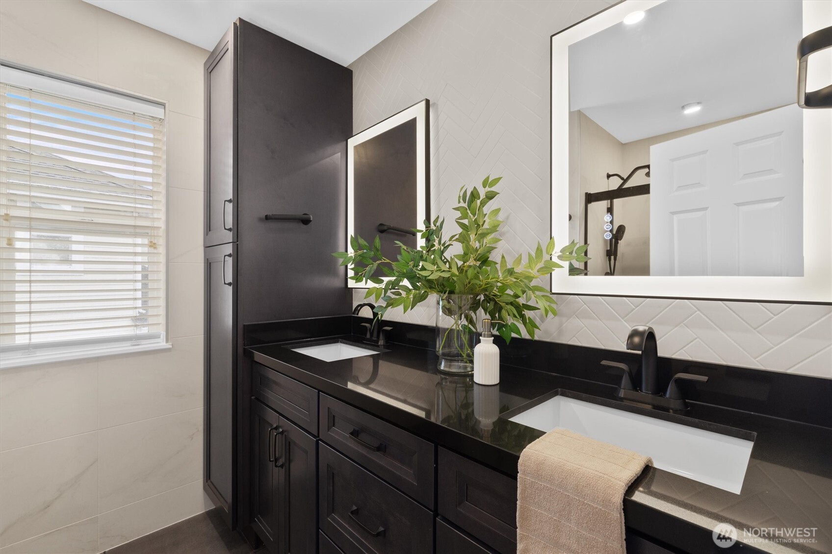 2680 139th Avenue SE #44, Bellevue, WA 98005