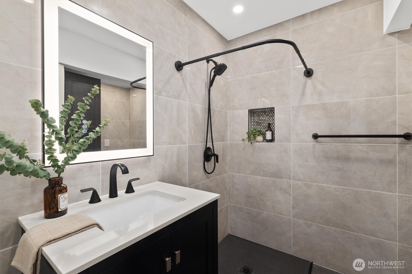 2680 139th Avenue SE #44, Bellevue, WA 98005