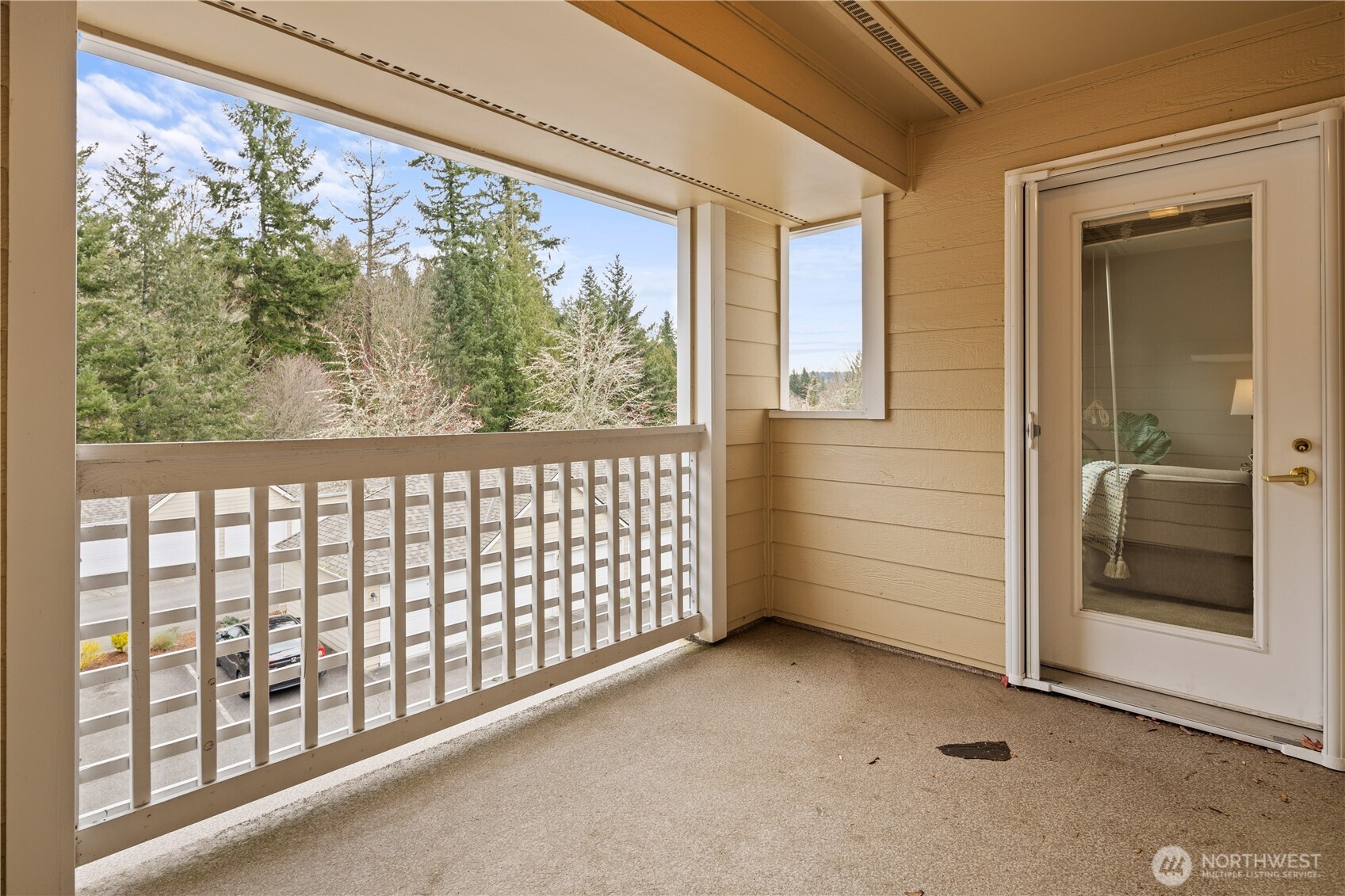 4133 224th Lane SE #302, Issaquah, WA 98029
