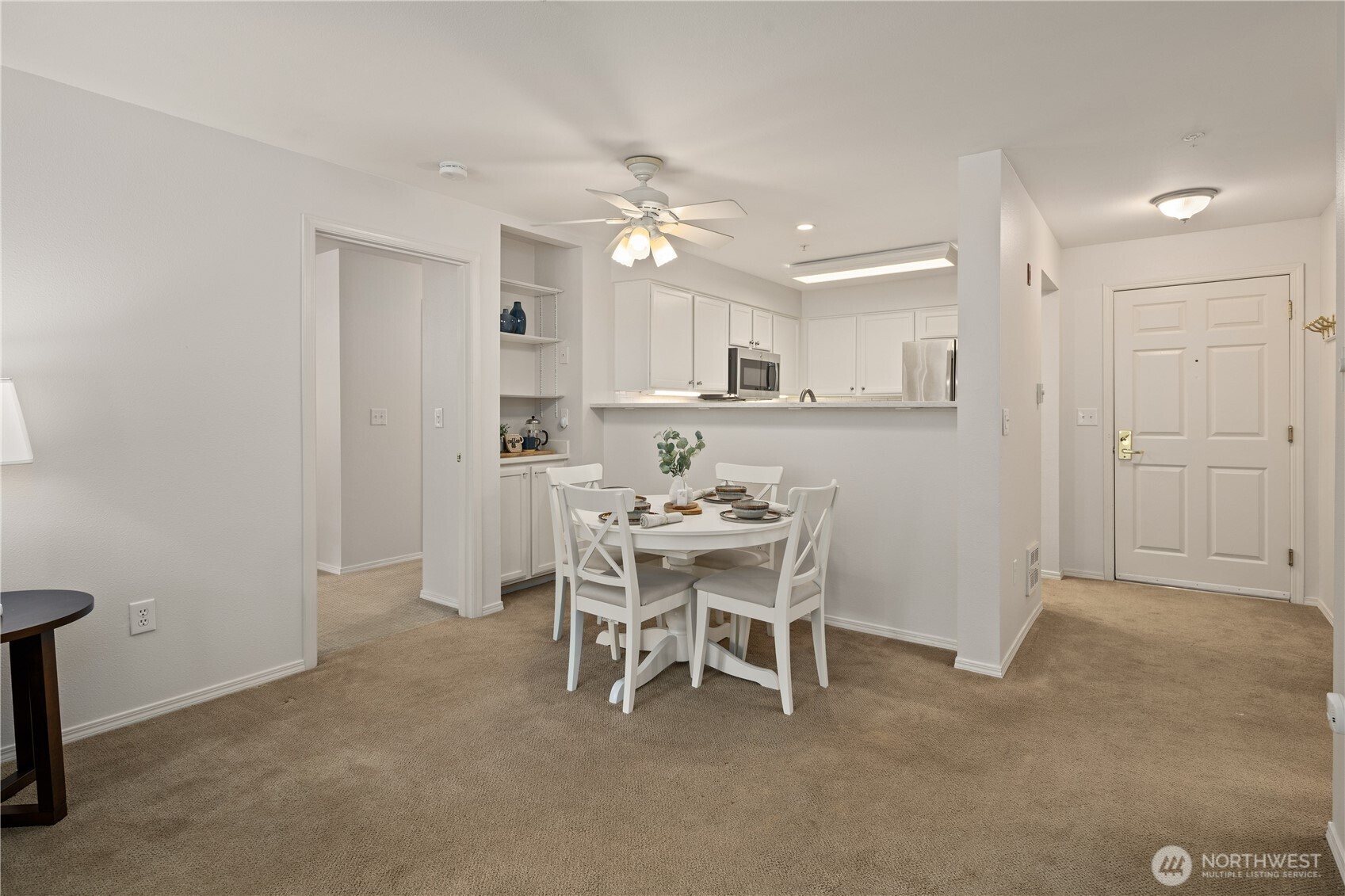 4133 224th Lane SE #302, Issaquah, WA 98029