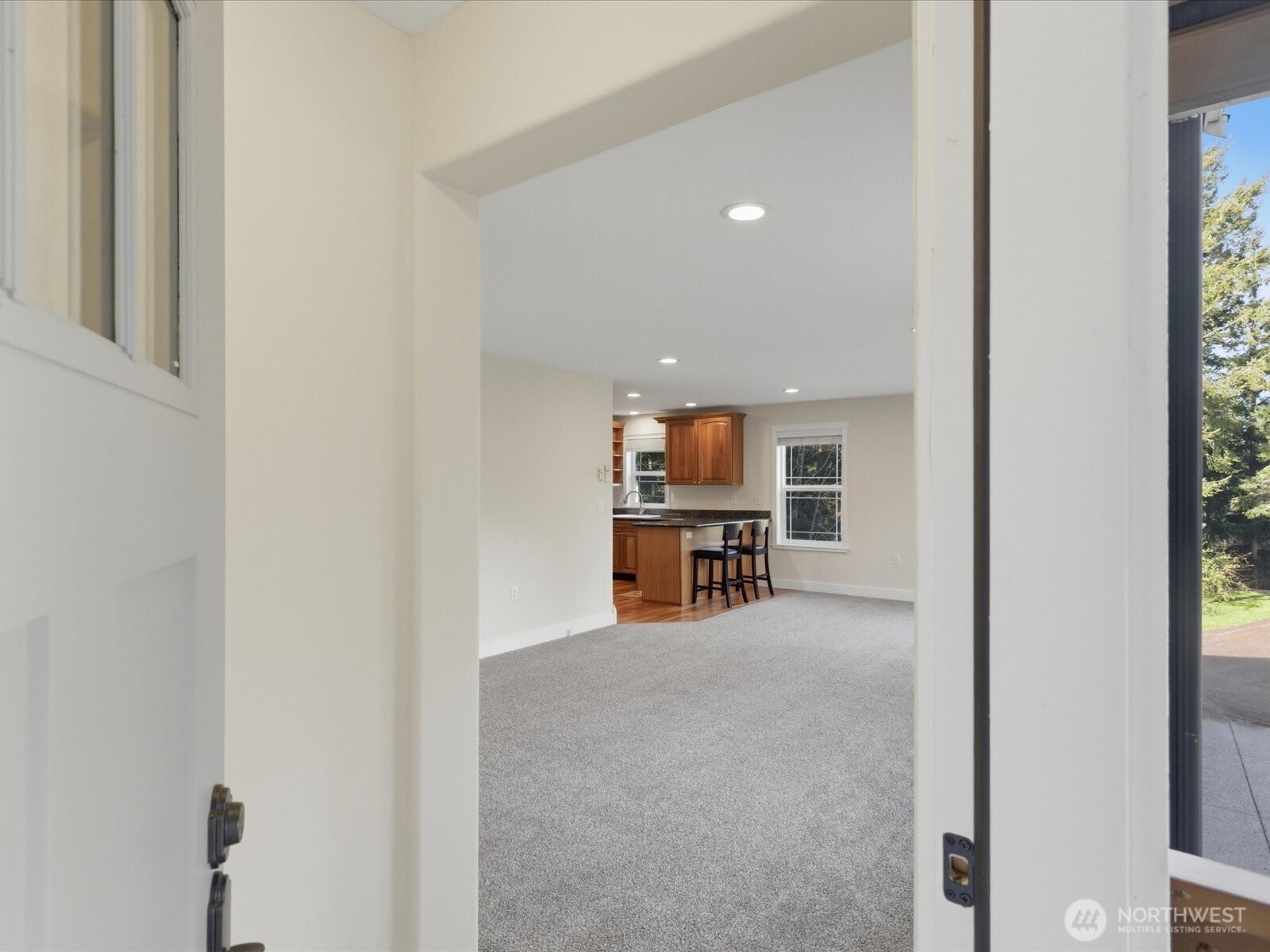 4050 Rachel Road , Clinton, WA 98236