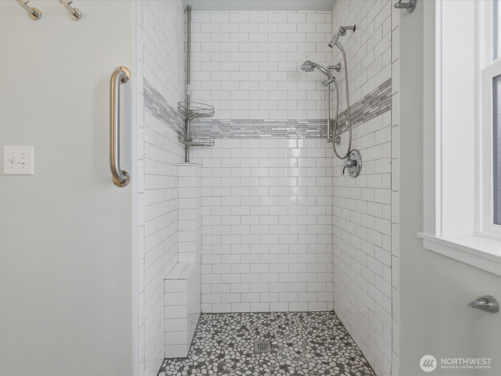 4050 Rachel Road , Clinton, WA 98236