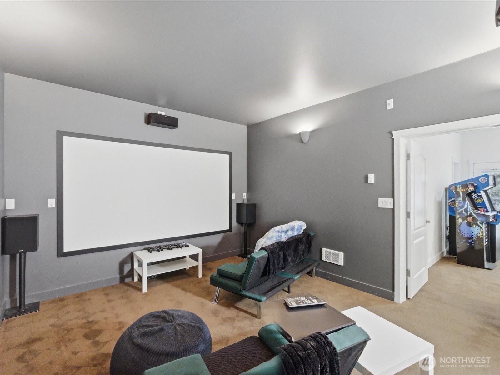 4050 Rachel Road , Clinton, WA 98236