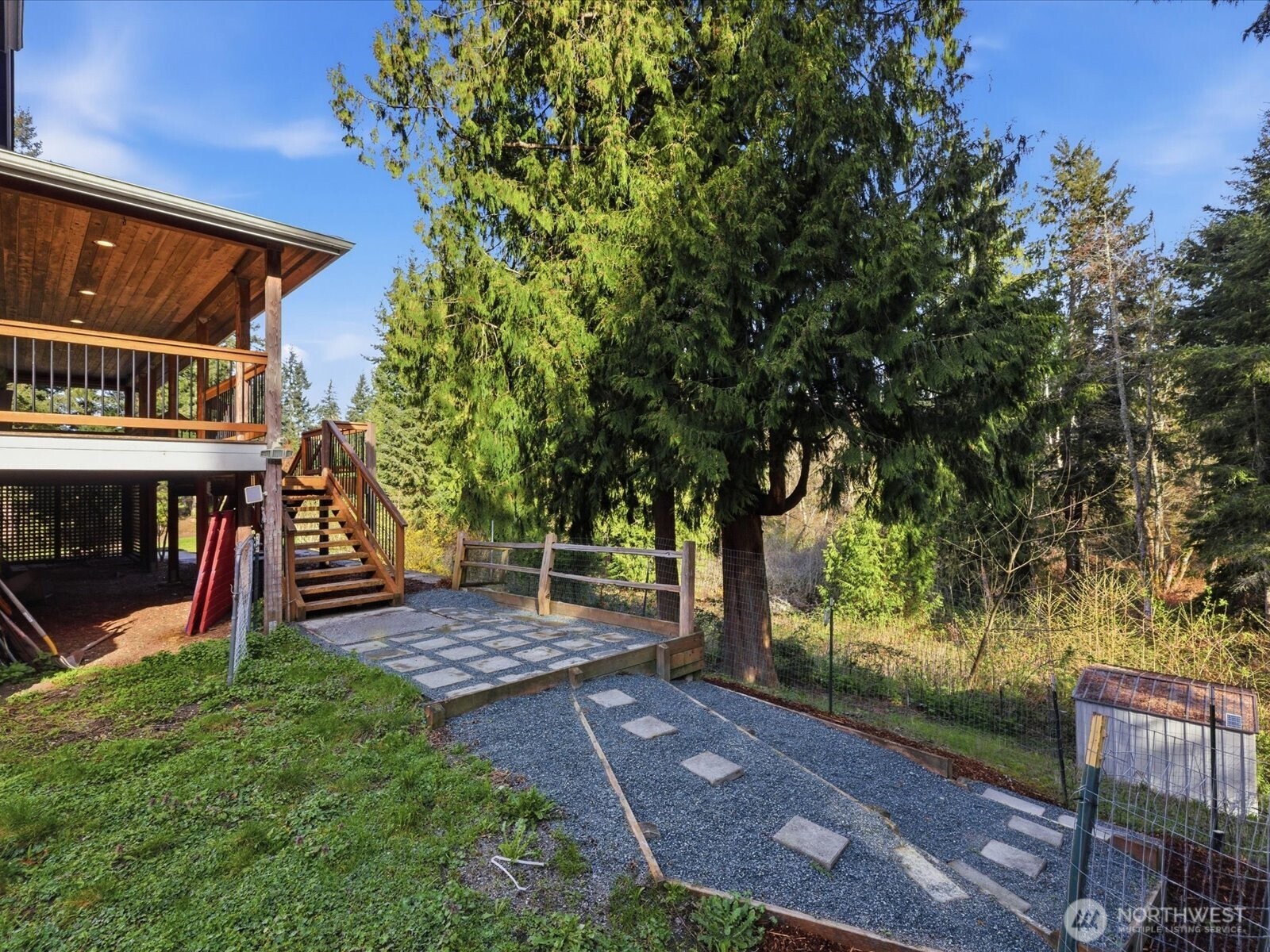 4050 Rachel Road , Clinton, WA 98236