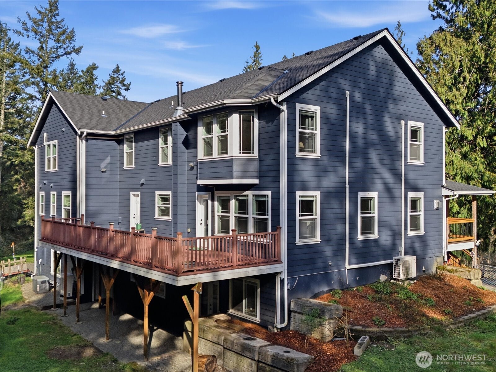 4050 Rachel Road , Clinton, WA 98236