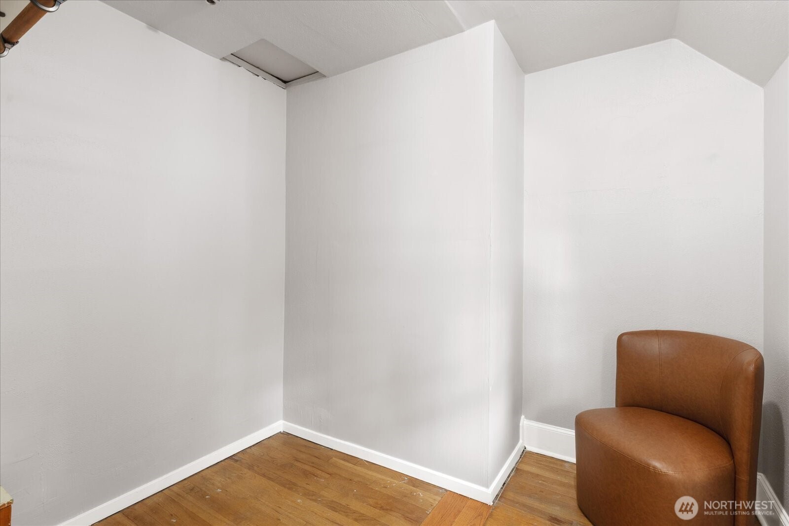 10740 Interlake Avenue N, Seattle, WA 98133