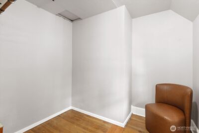 10740 Interlake Avenue N, Seattle, WA 98133 - Photo 13