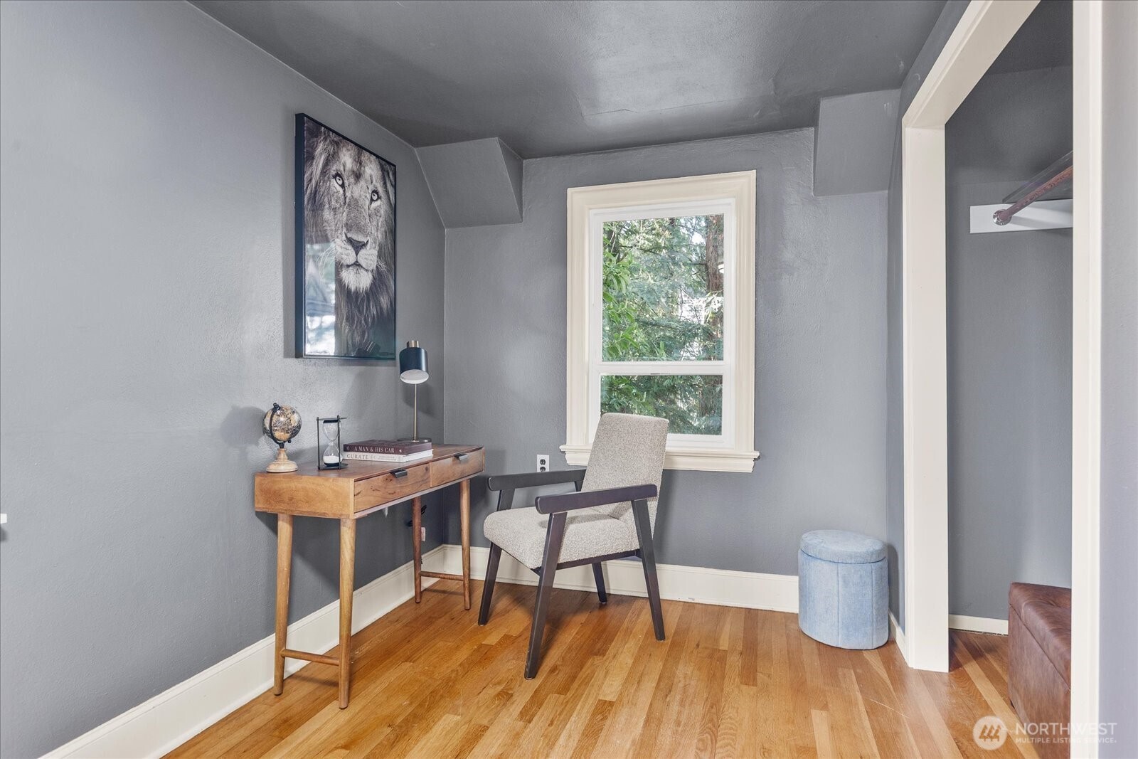 10740 Interlake Avenue N, Seattle, WA 98133