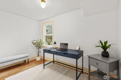 10740 Interlake Avenue N, Seattle, WA 98133 - Photo 19